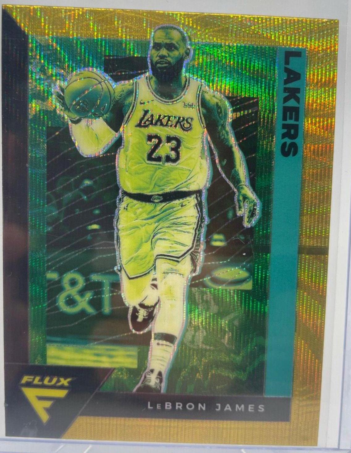 LeBron James [Gold Wave] #79