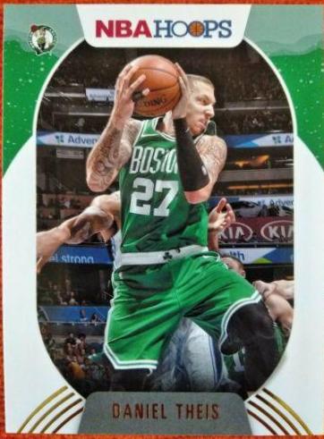 Daniel Theis #104