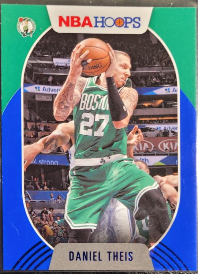 Daniel Theis [Blue] #104