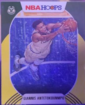 Giannis Antetokounmpo [Yellow] #166