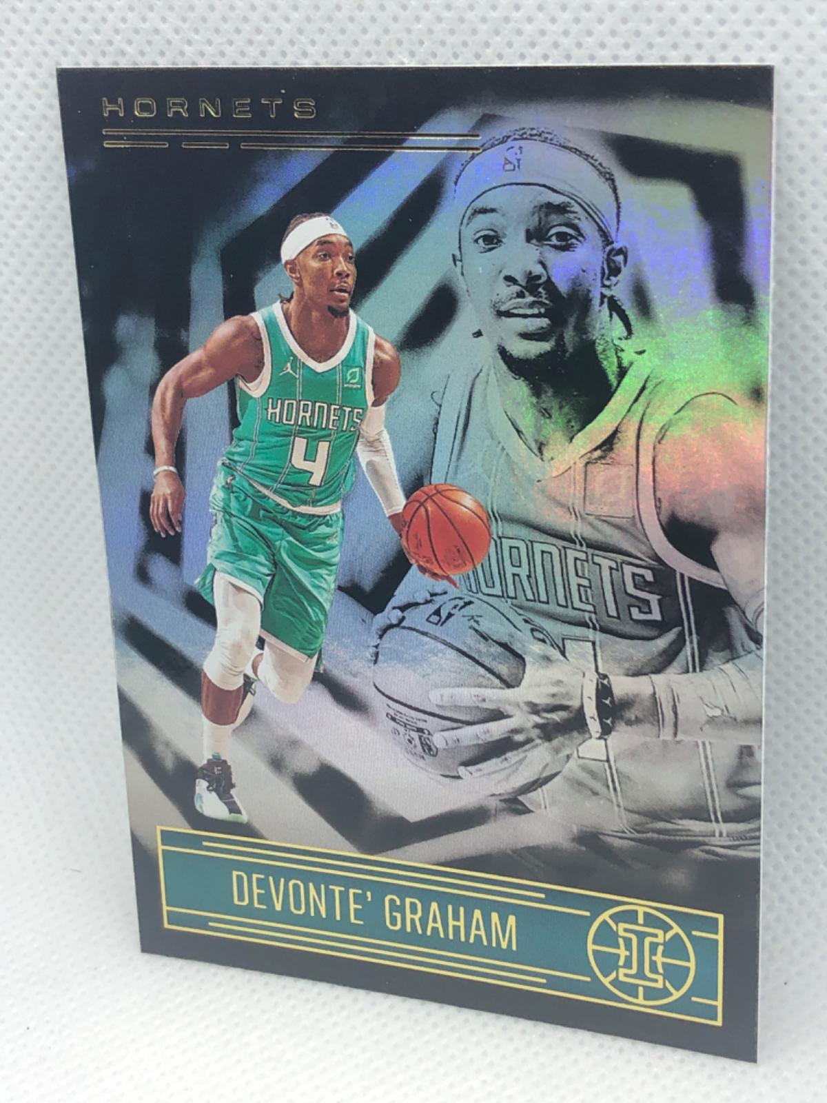 Devonte' Graham #28