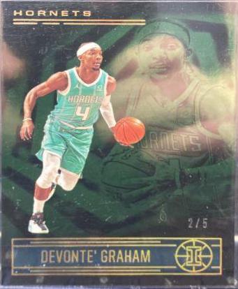 Devonte' Graham [Sapphire] #28