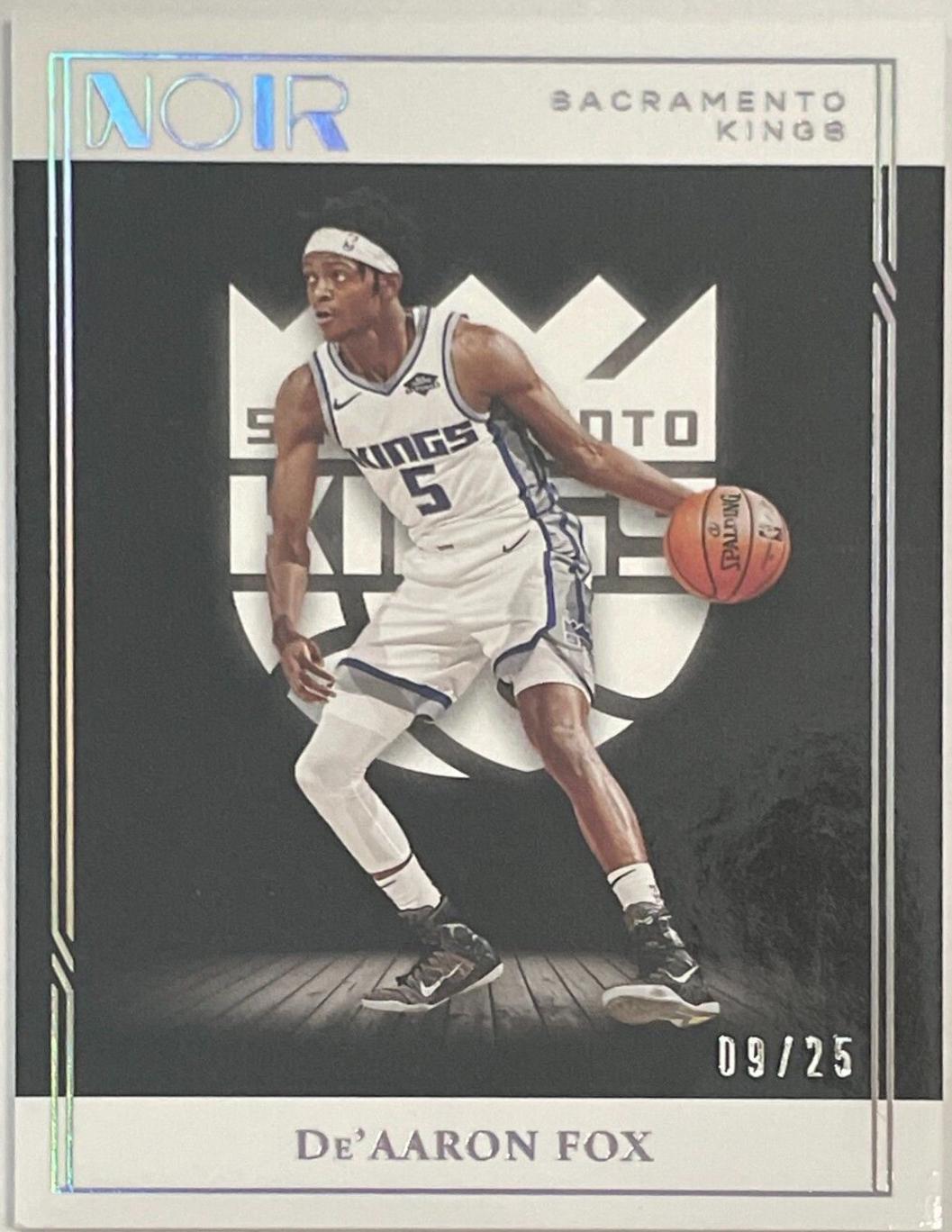 De'Aaron Fox [Holo Silver] #8
