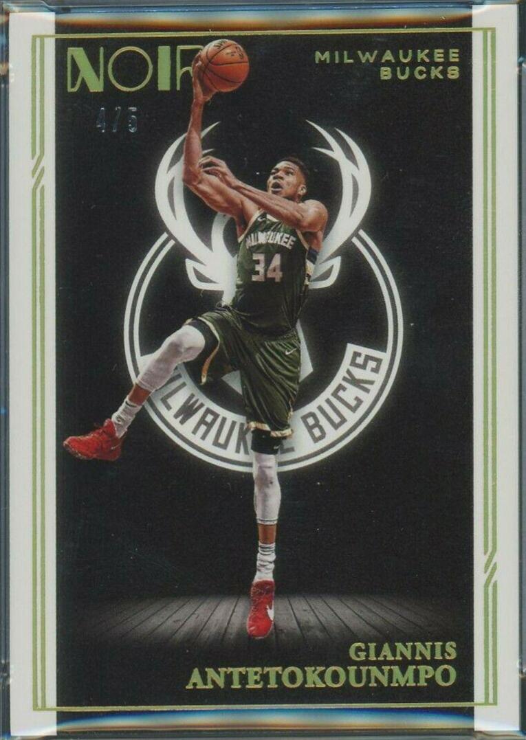 Giannis Antetokounmpo [Holo Gold] #85