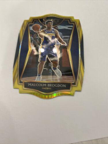 Malcolm Brogdon [Gold Prizm Die Cut] #110