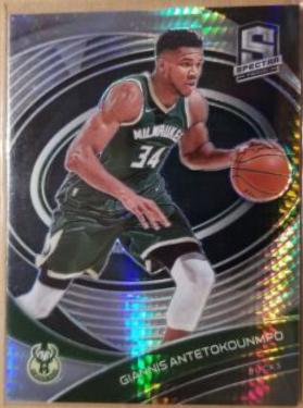 Giannis Antetokounmpo [SP Asia Black White] #25