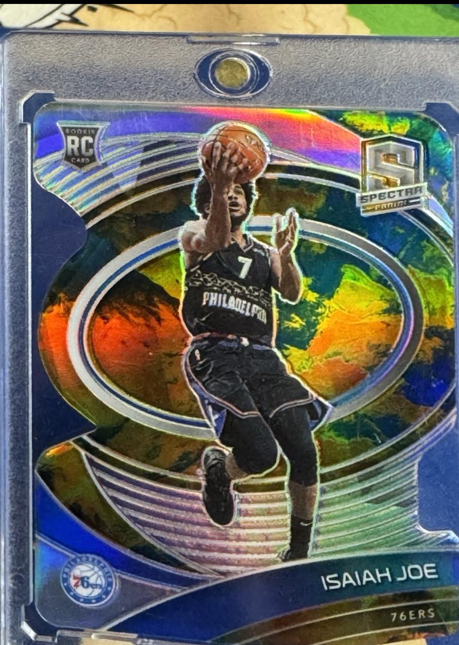 Isaiah Joe [Universal Die Cut] #117