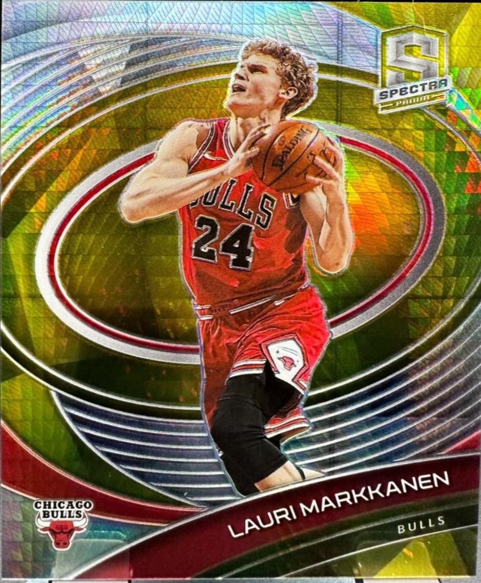 Lauri Markkanen [Asia Gold] #8