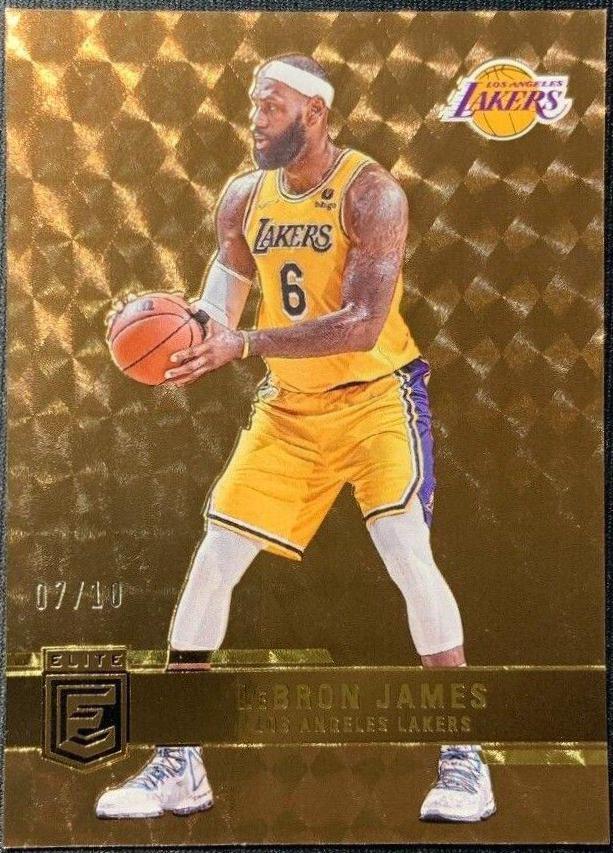 LeBron James [Gold] #2
