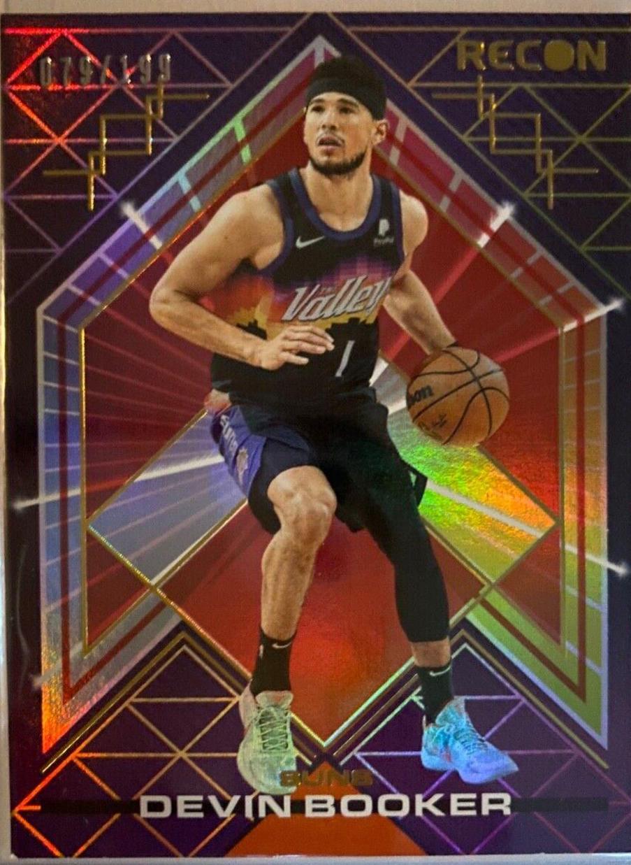 Devin Booker [Holo] #90