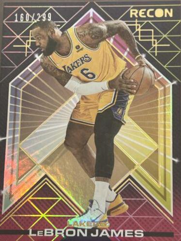 LeBron James [Gold] #6