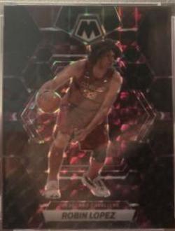 Robin Lopez [Black] #200