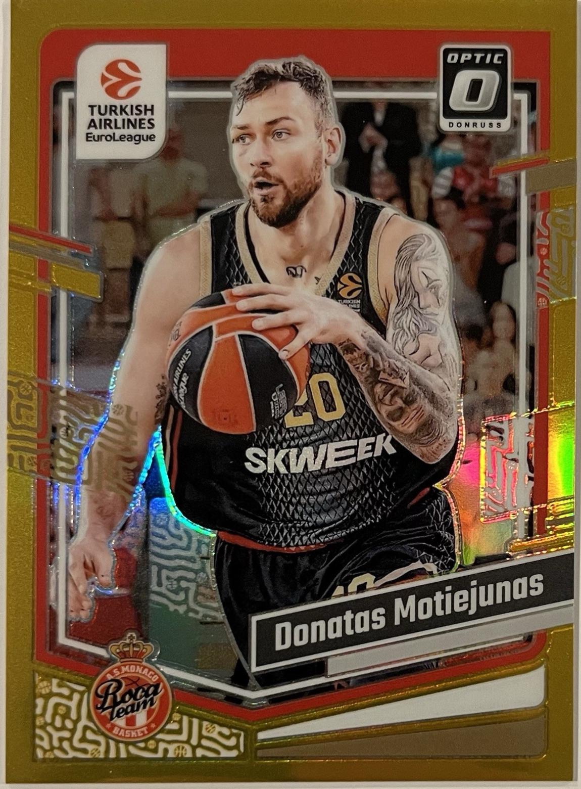 Donatas Motiejunas [Gold Optic] #22
