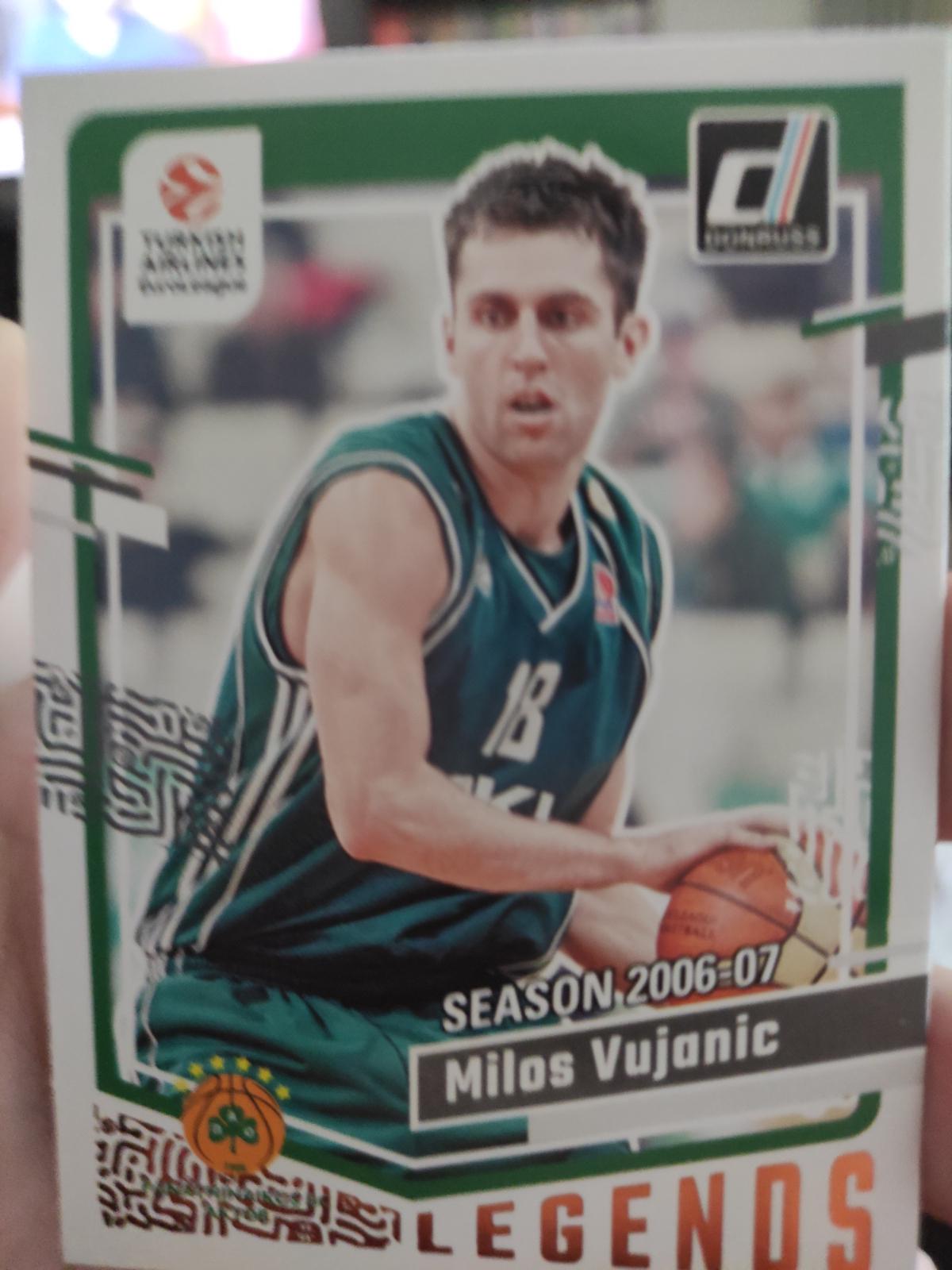 Milos Vujanic #184