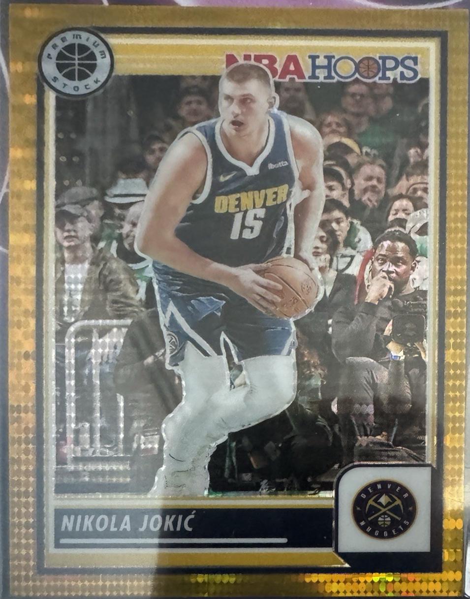 Nikola Jokic [Gold Prizm] #1