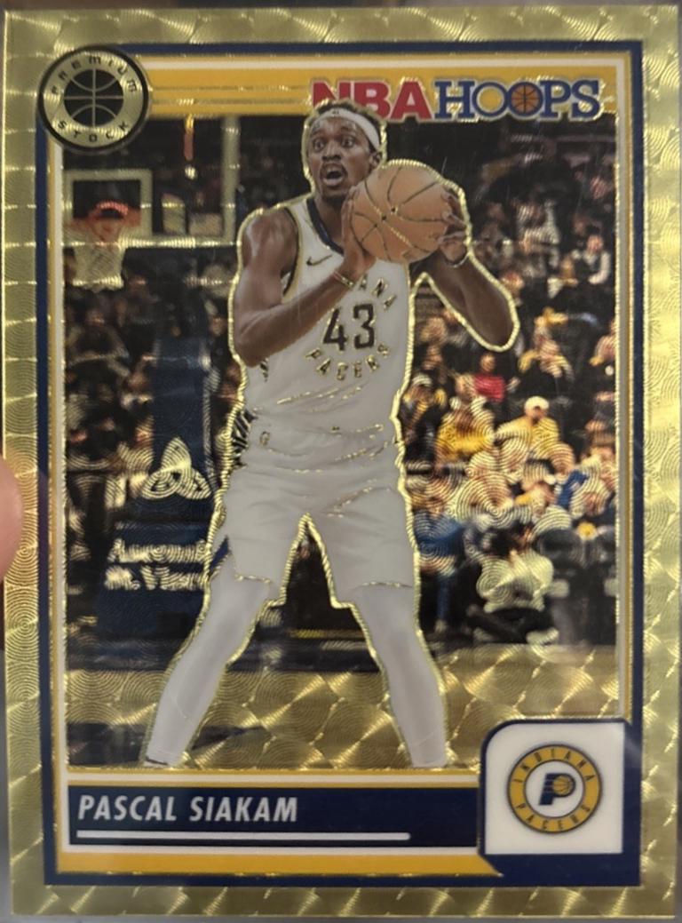 Pascal Siakam [Gold Vinyl Prizm] #184