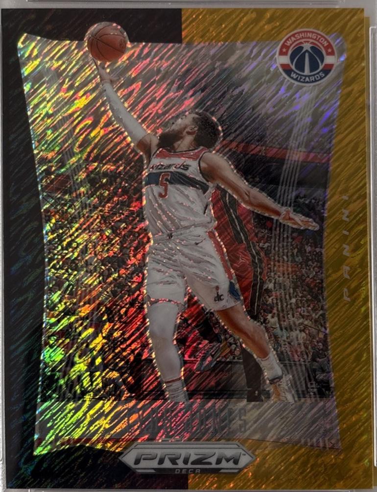 Tyus Jones [Shimmer Black Gold FOTL] #166