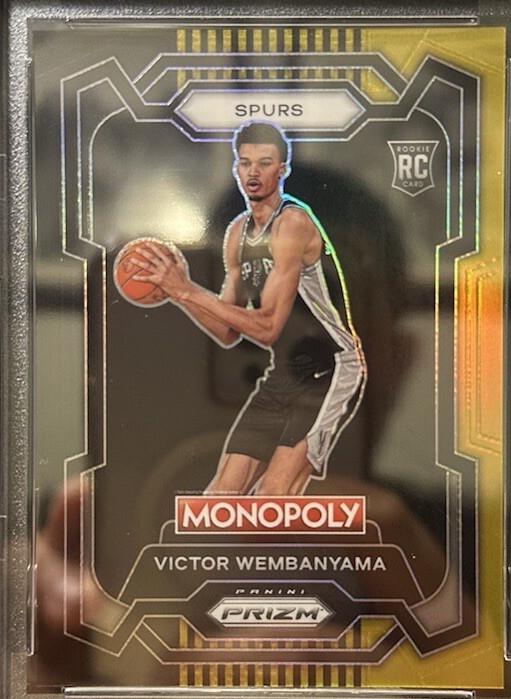 Victor Wembanyama [Black Gold] #81