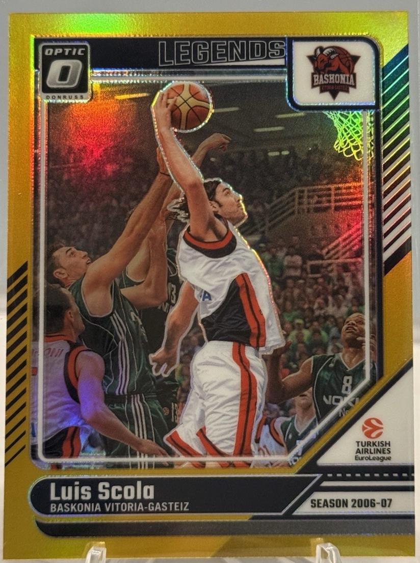 Luis Scola [Gold Optic] #176