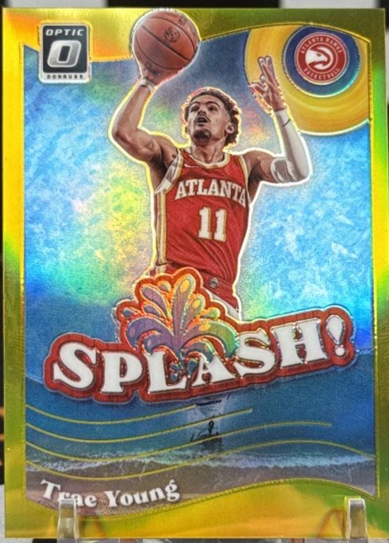 Trae Young [Gold] #9