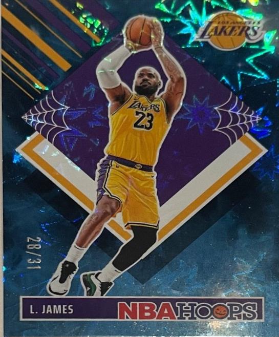 LeBron James [Holo Sky] #282