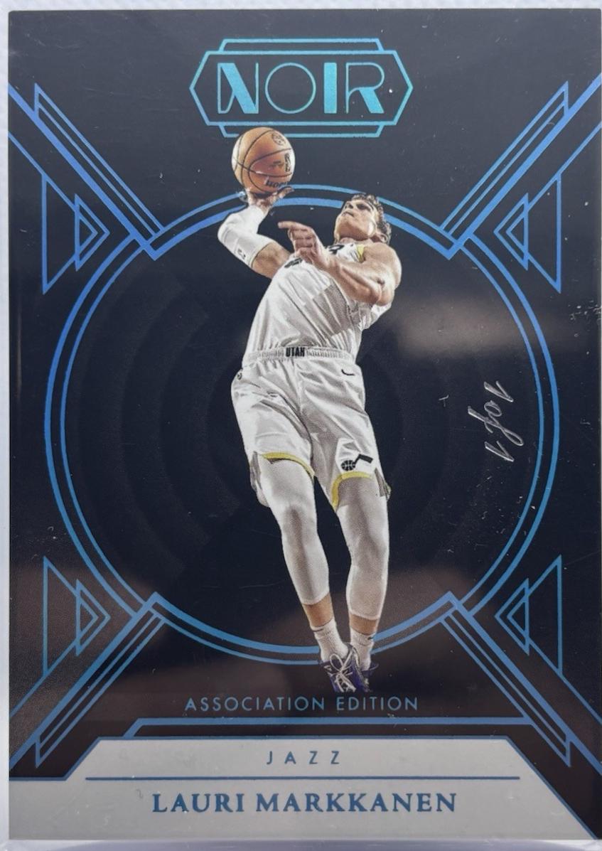 Lauri Markkanen [Platinum] #17