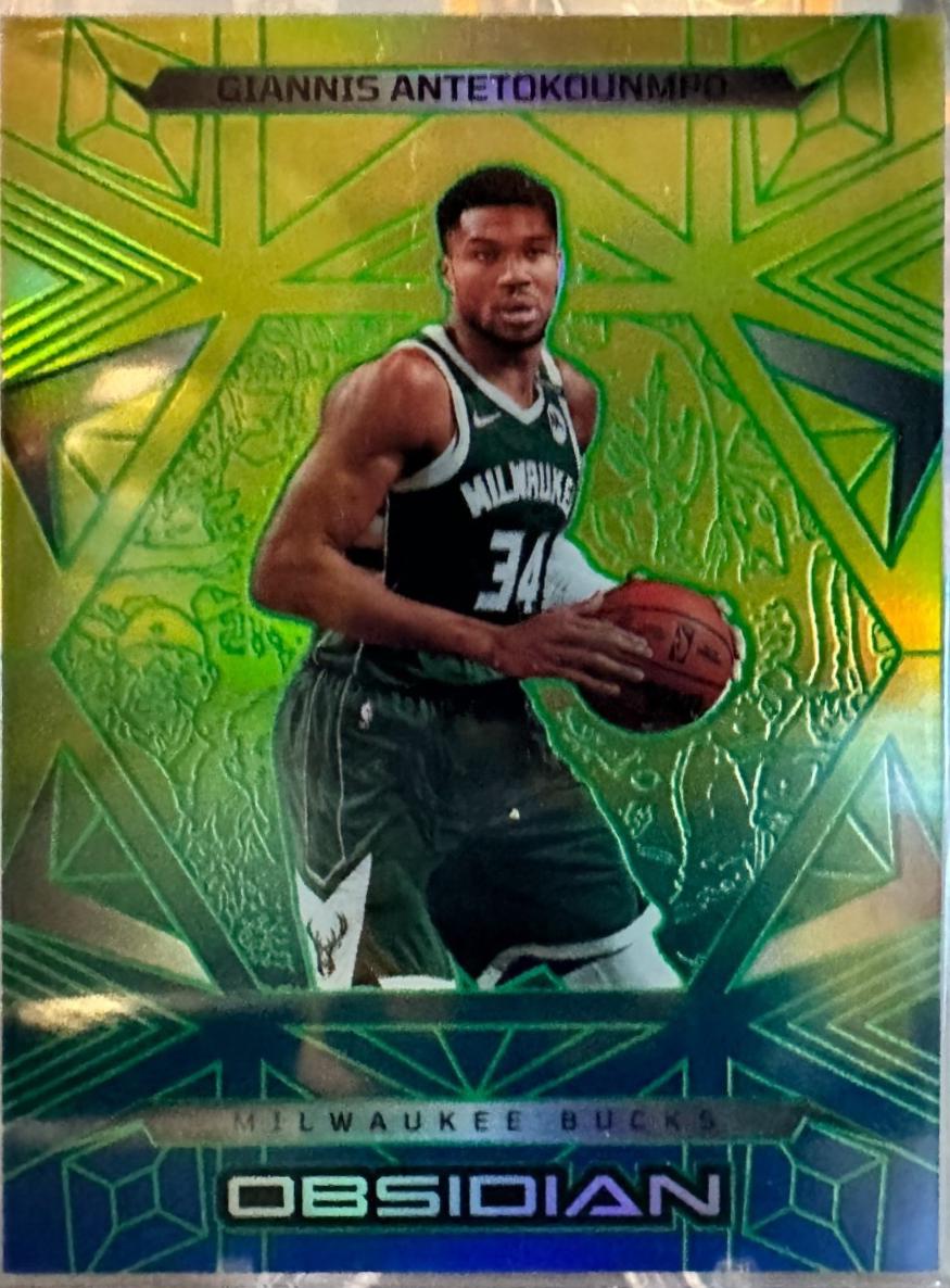 Giannis Antetokounmpo [Green] #134