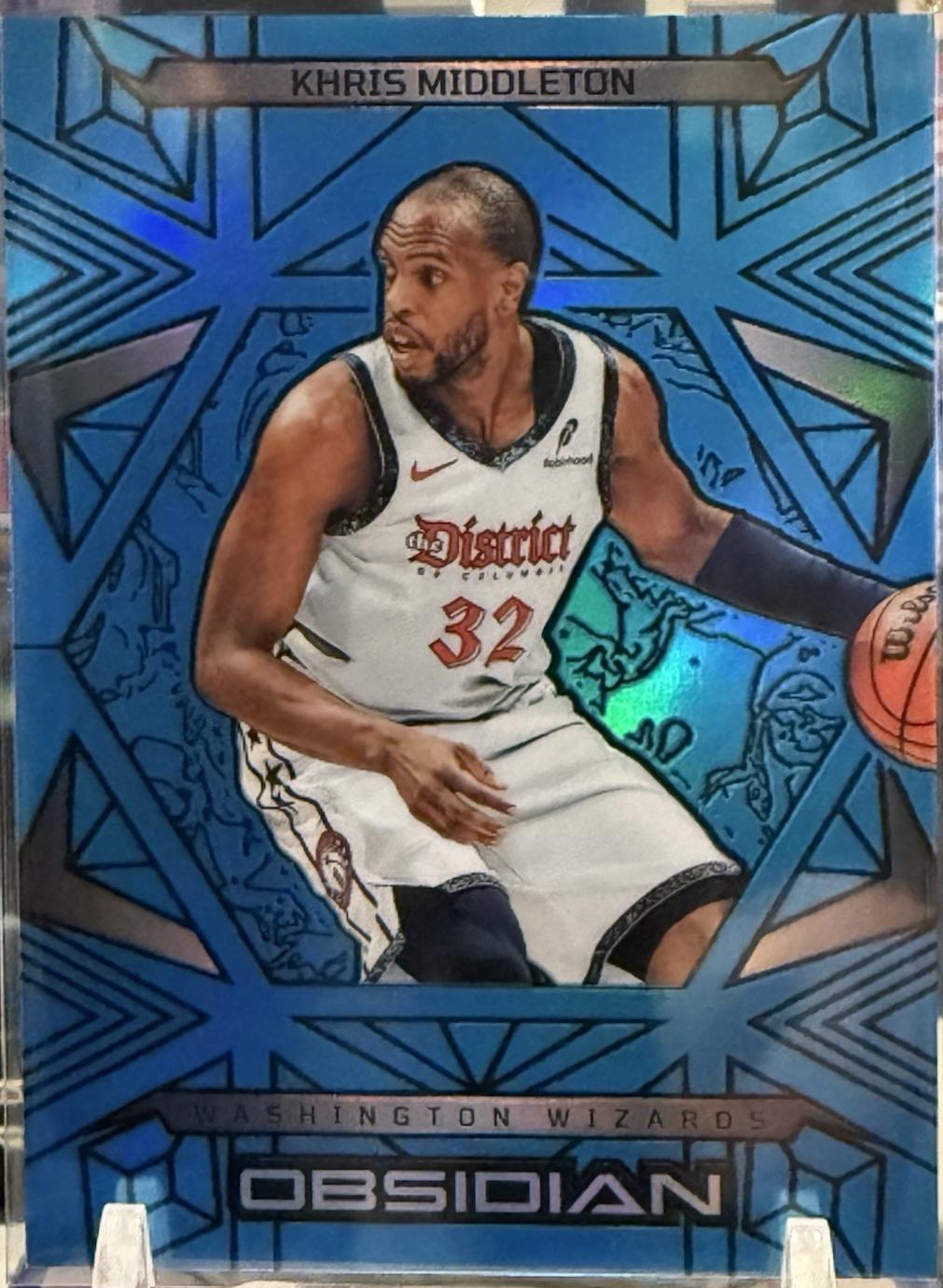 Khris Middleton [Blue] #116