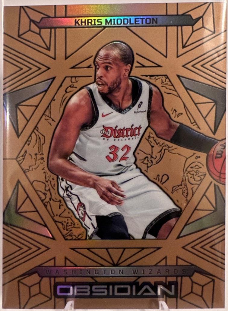 Khris Middleton [Bronze] #116