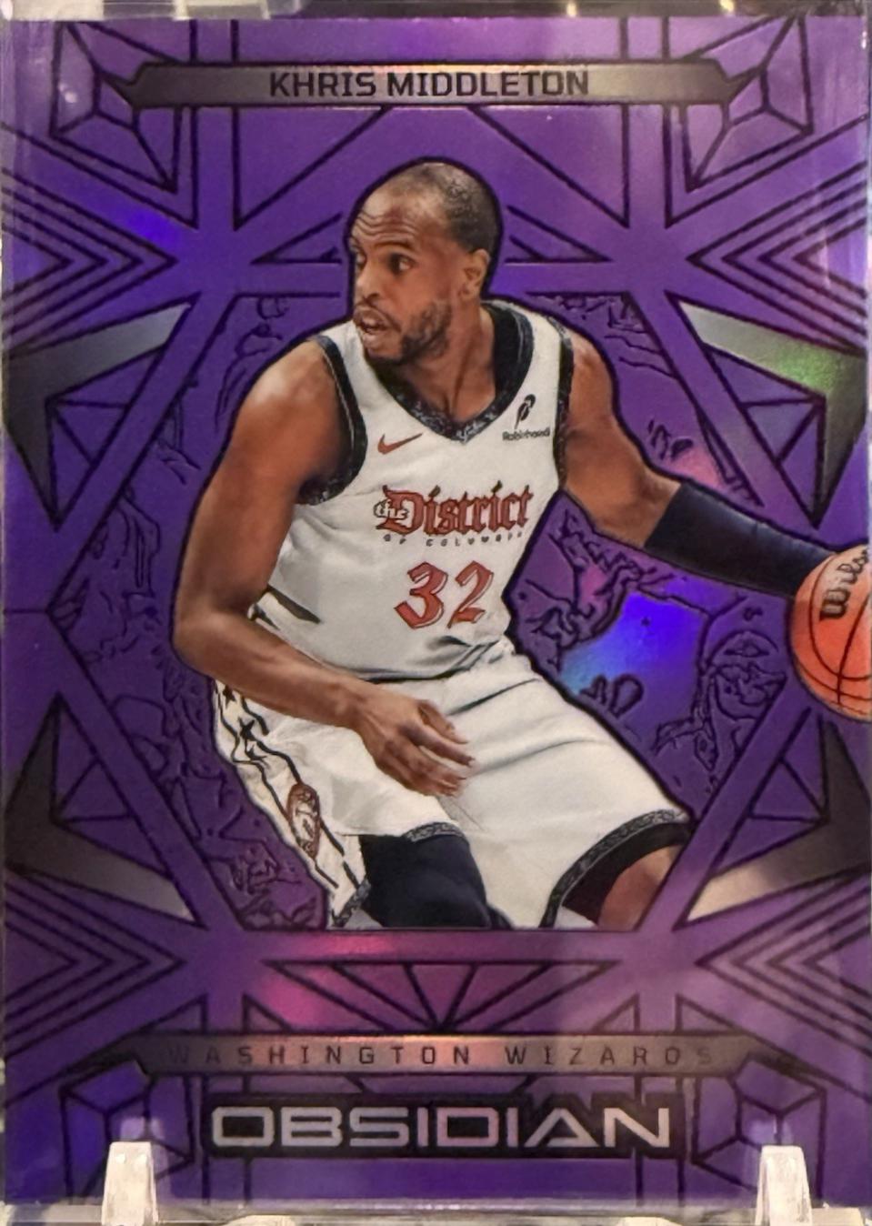 Khris Middleton [Purple] #116