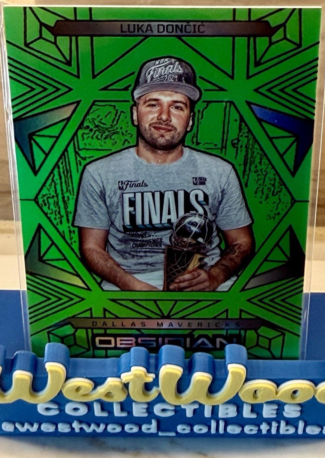 Luka Doncic [Green] #190