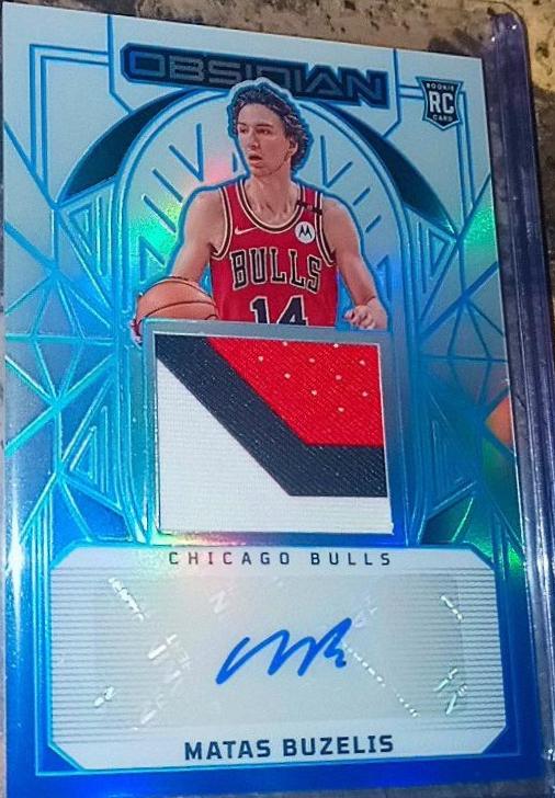 Matas Buzelis [Snowcapped Autograph] #228