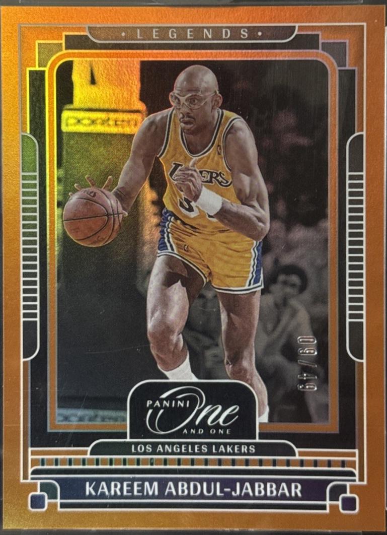 Kareem Abdul-Jabbar [Orange] #158
