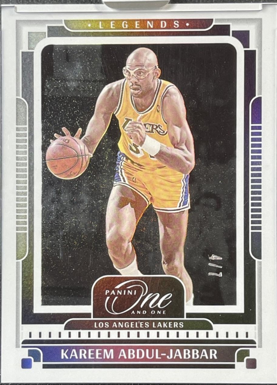 Kareem Abdul-Jabbar [White] #158