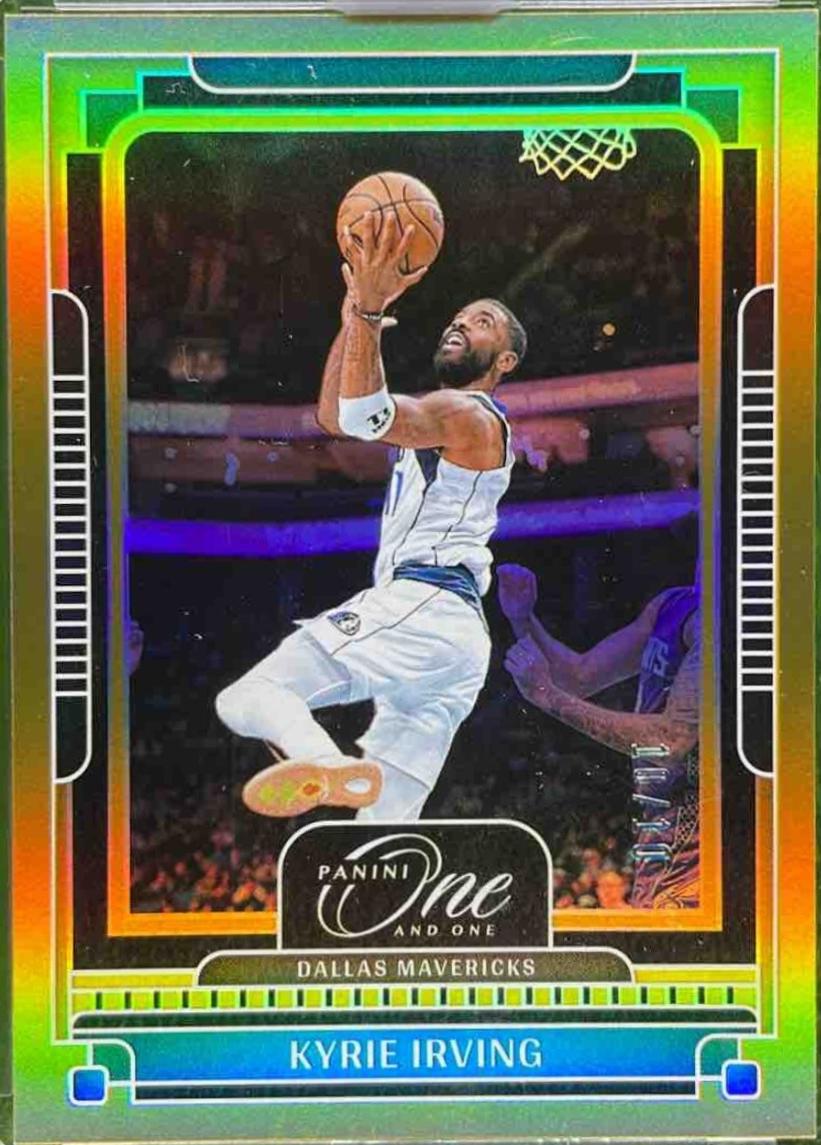 Kyrie Irving [Gold] #12