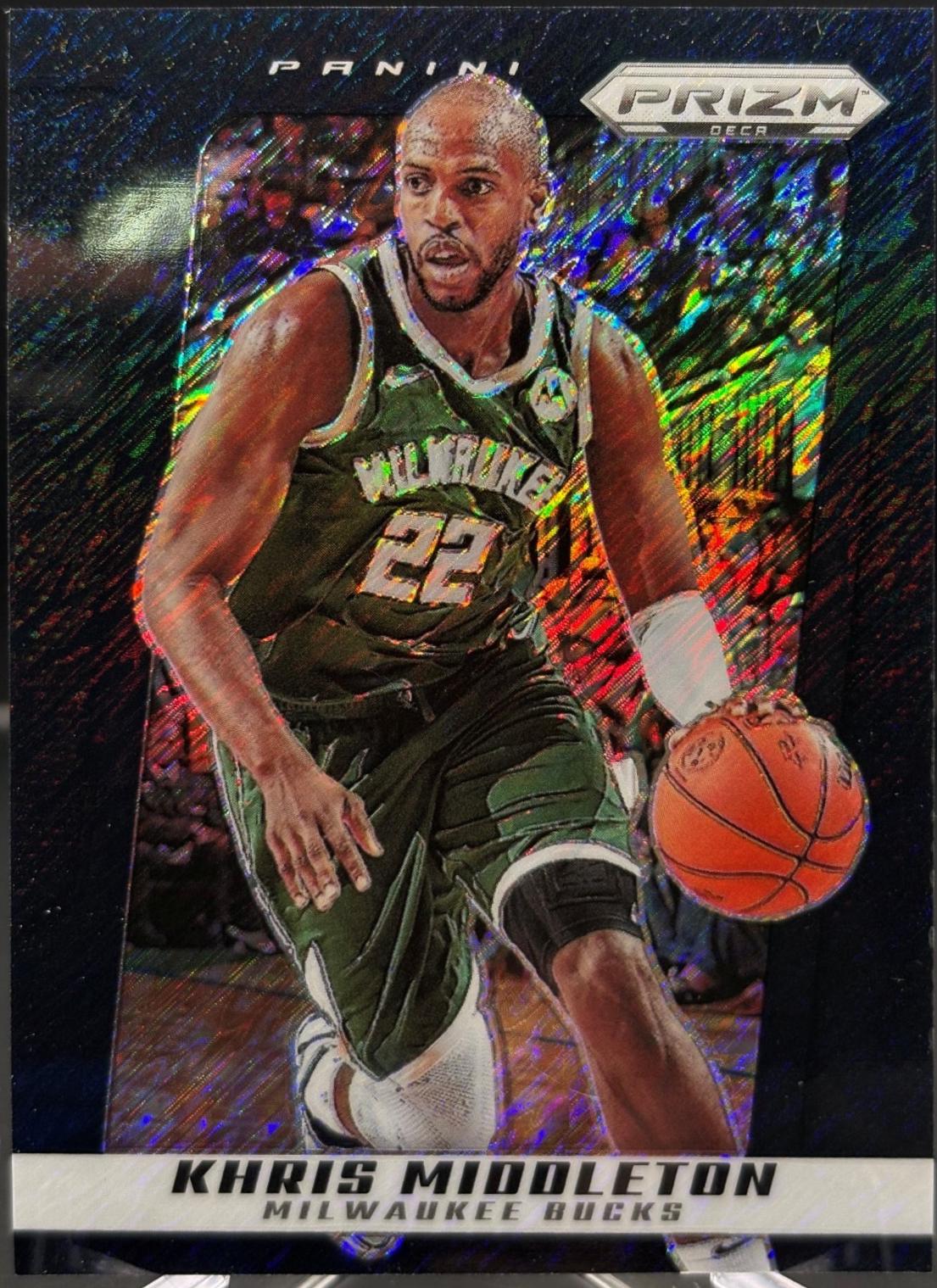 Khris Middleton [Black Shimmer FOTL] #147