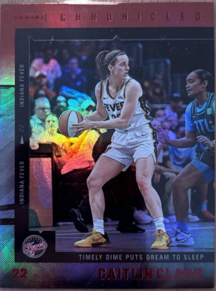 Caitlin Clark [Red Holo] #31