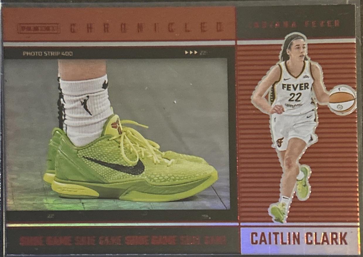 Caitlin Clark [Red Holo] #71
