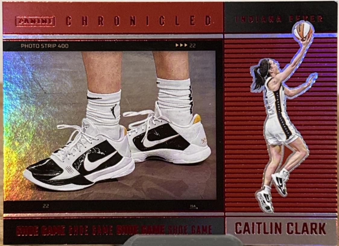 Caitlin Clark [Red Holo] #74