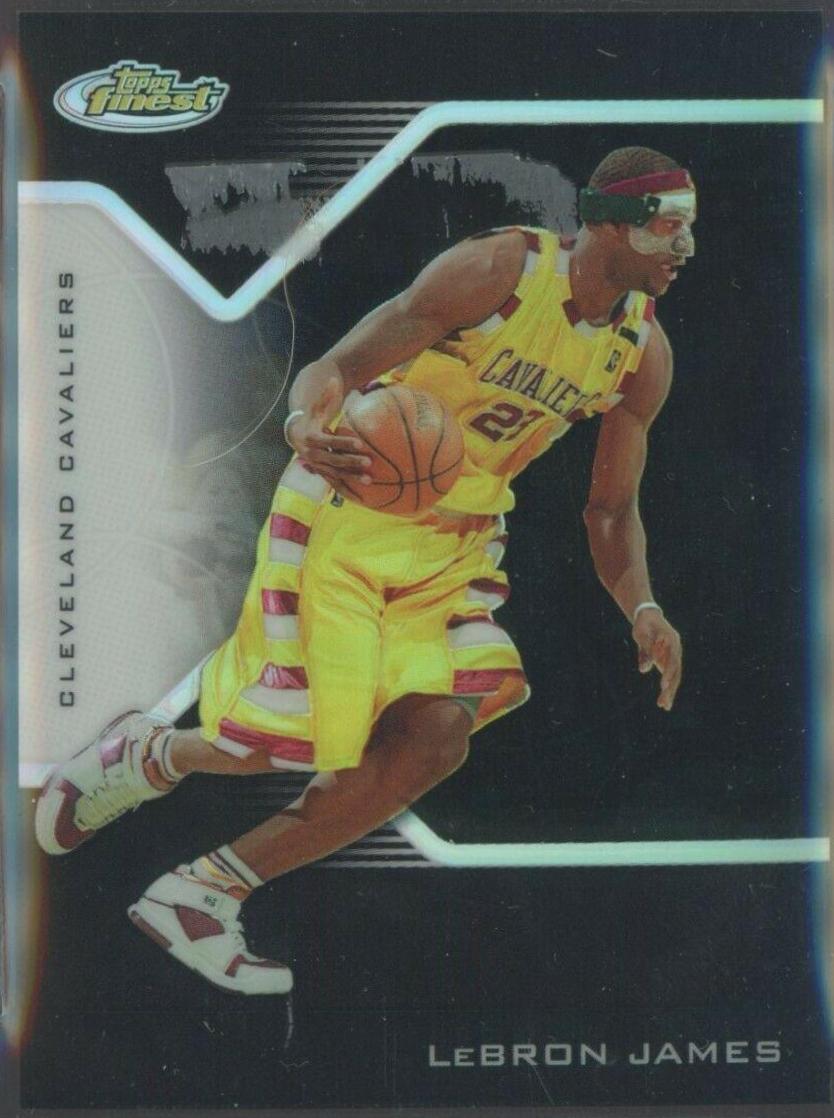 LeBron James [Black Refractor] #23