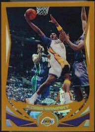 Kobe Bryant [Gold Refractor] #8