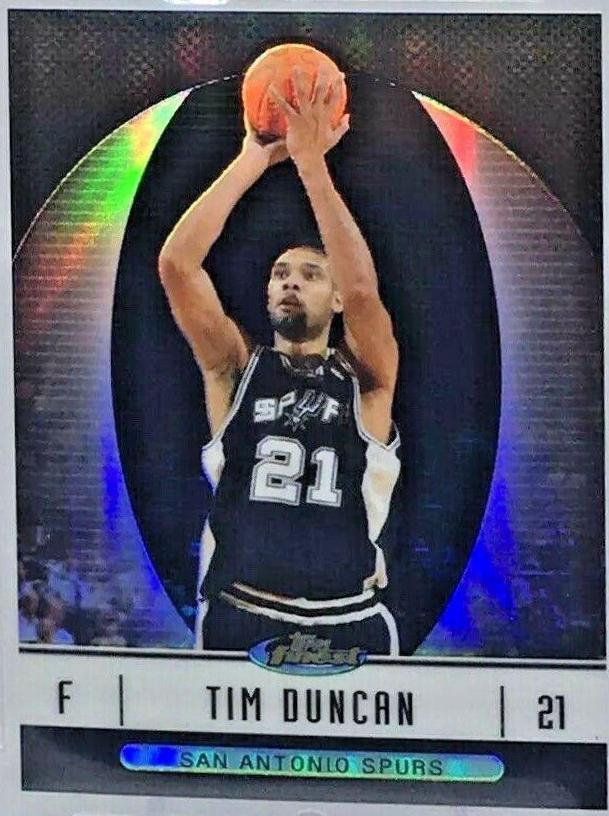 Tim Duncan [Black Refractor] #9