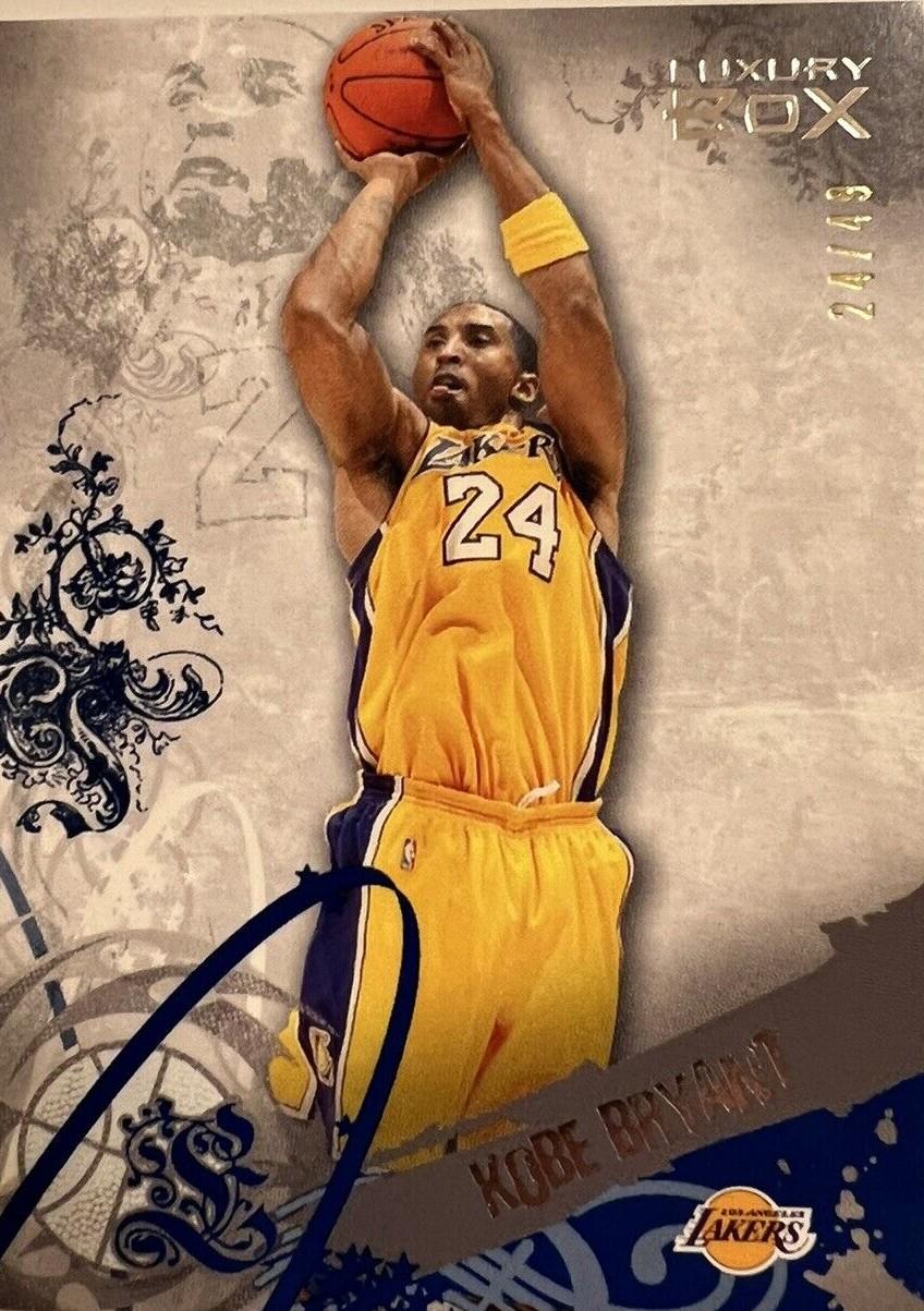 Kobe Bryant [Blue] #24