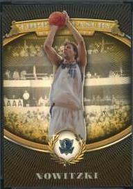Dirk Nowitzki [Gold Refractor] #41