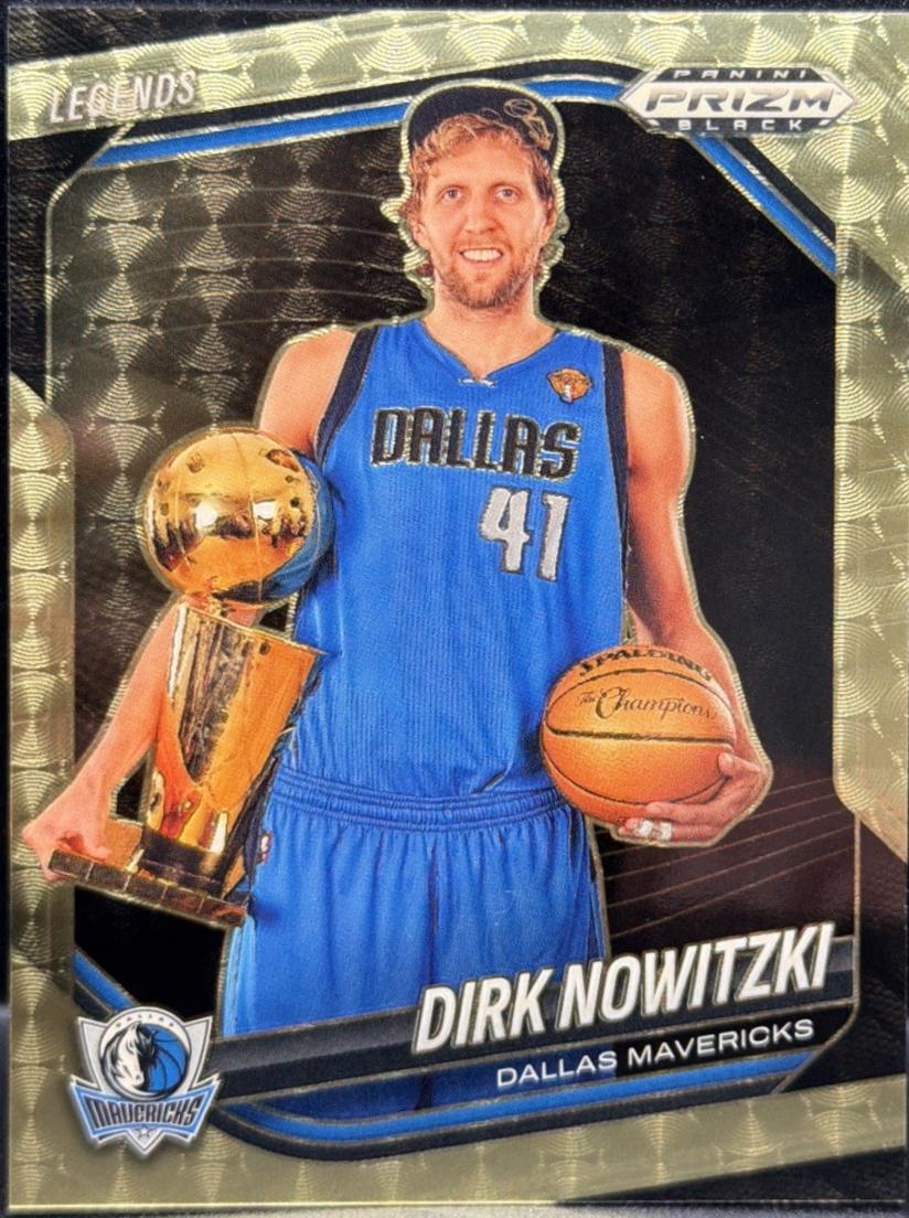Dirk Nowitzki [Gold Vinyl] #253