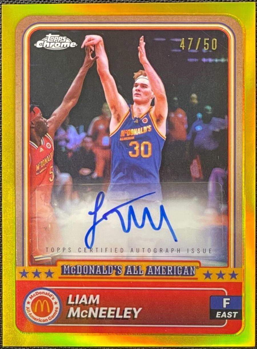 Liam McNeeley [Gold Autograph Refractor] #30