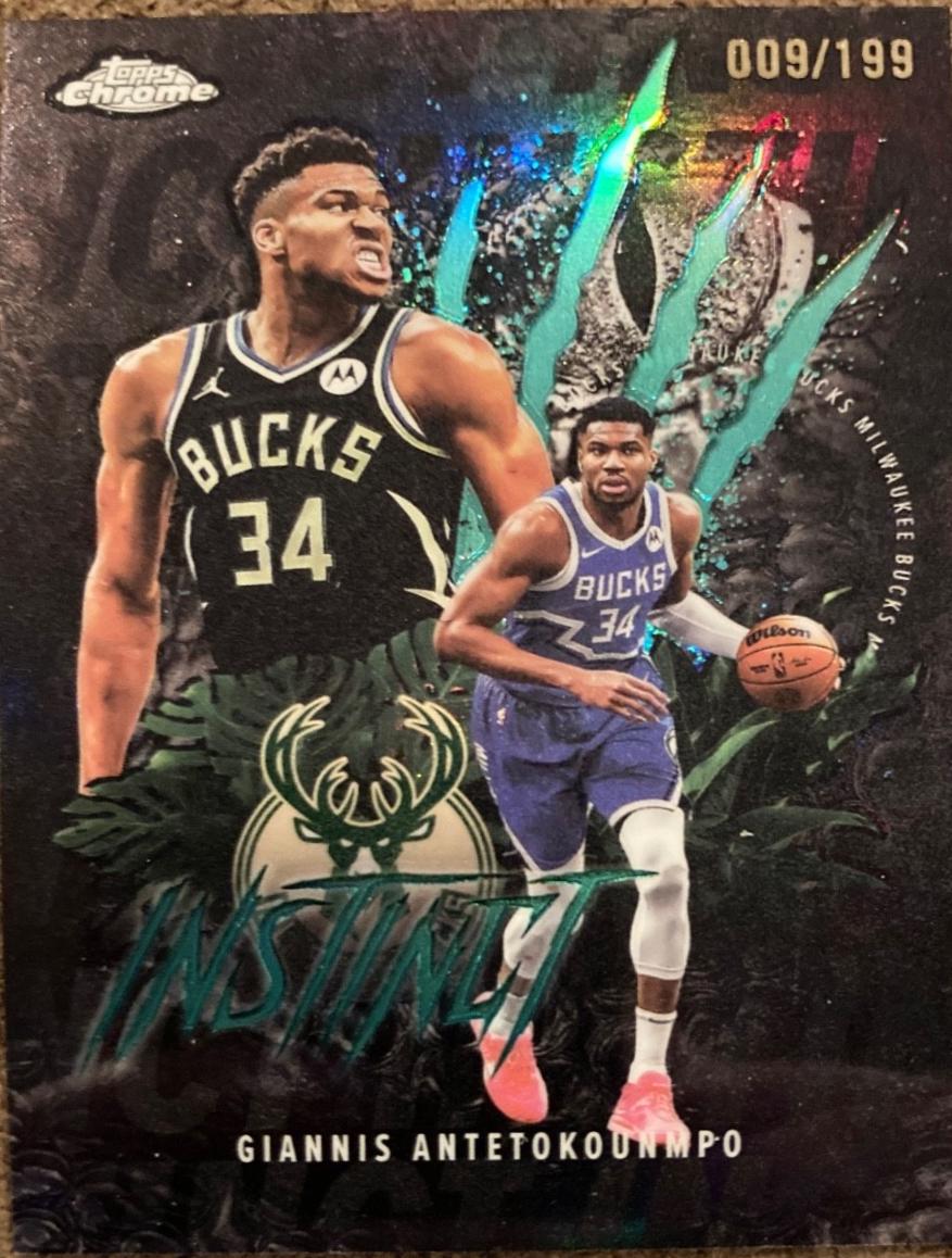 Giannis Antetokounmpo [Refractor Aqua] #INS-4