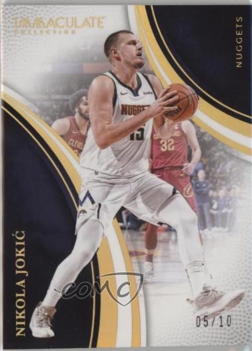 Nikola Jokic [Gold] #68
