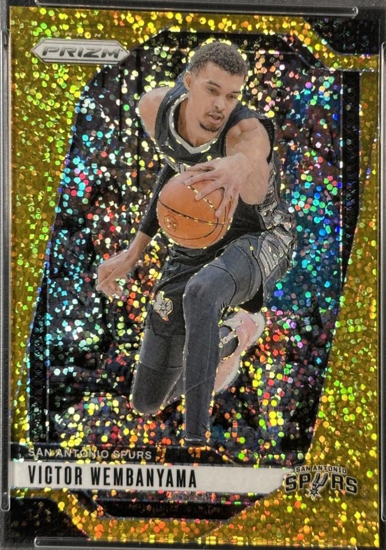 Victor Wembanyama [Gold Sparkle] #172