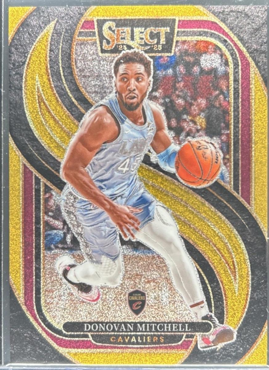 Donovan Mitchell [Gold Glitter Prizm] #155